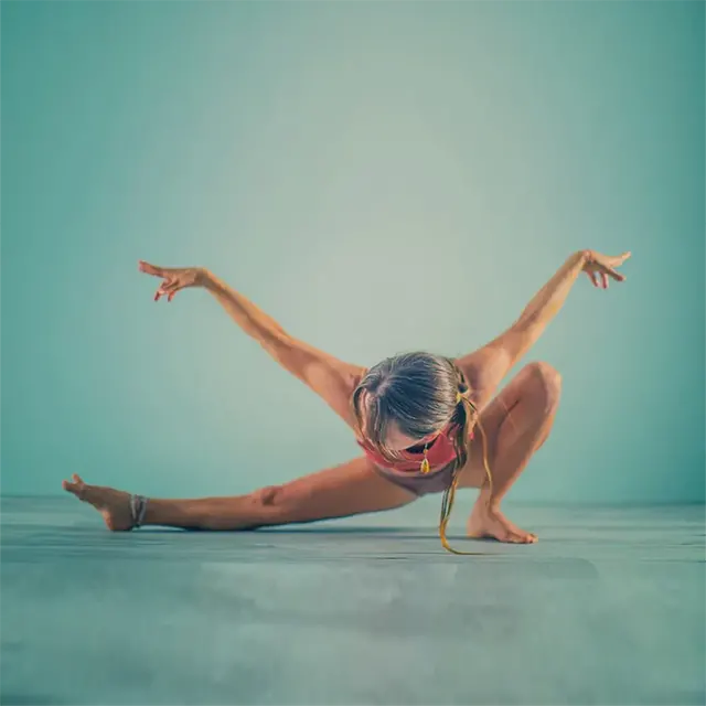 SoHA Yoga - Lucid Flow