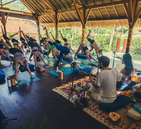 100 hours YTT Bali - SoHA Yoga